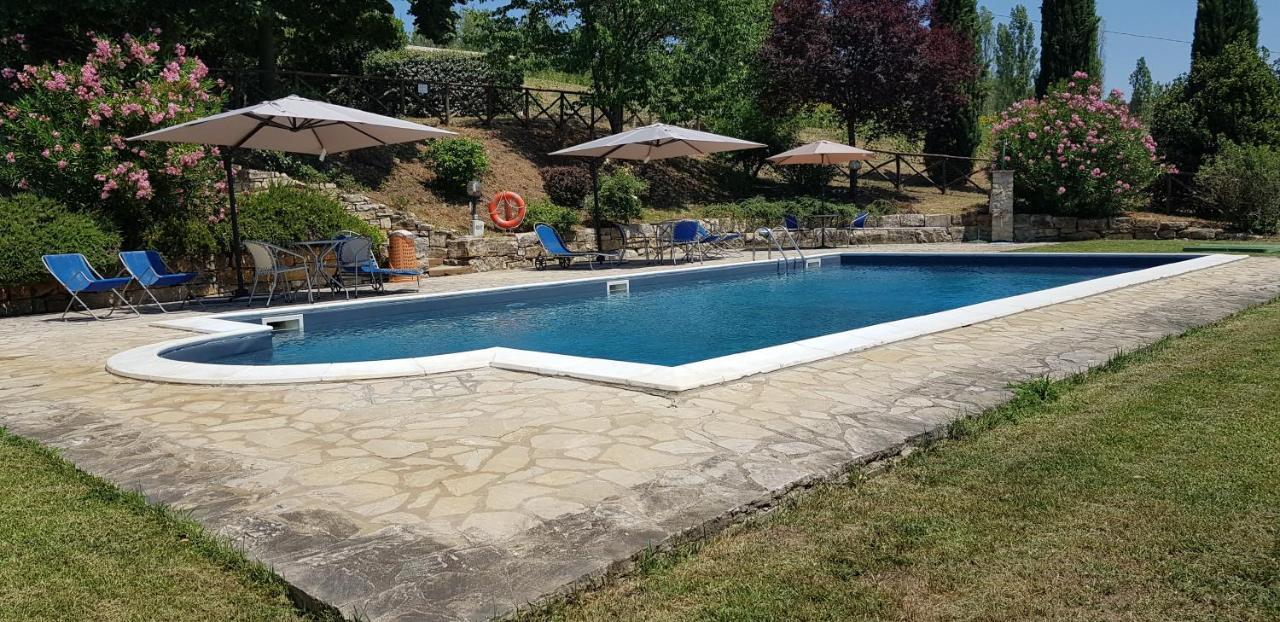 Case In Campagna Con Piscina A Todi Exteriör bild