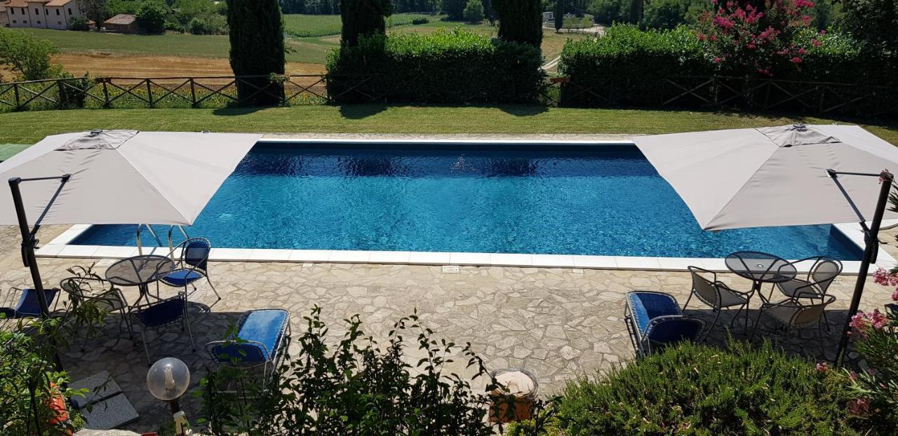 Case In Campagna Con Piscina A Todi Exteriör bild